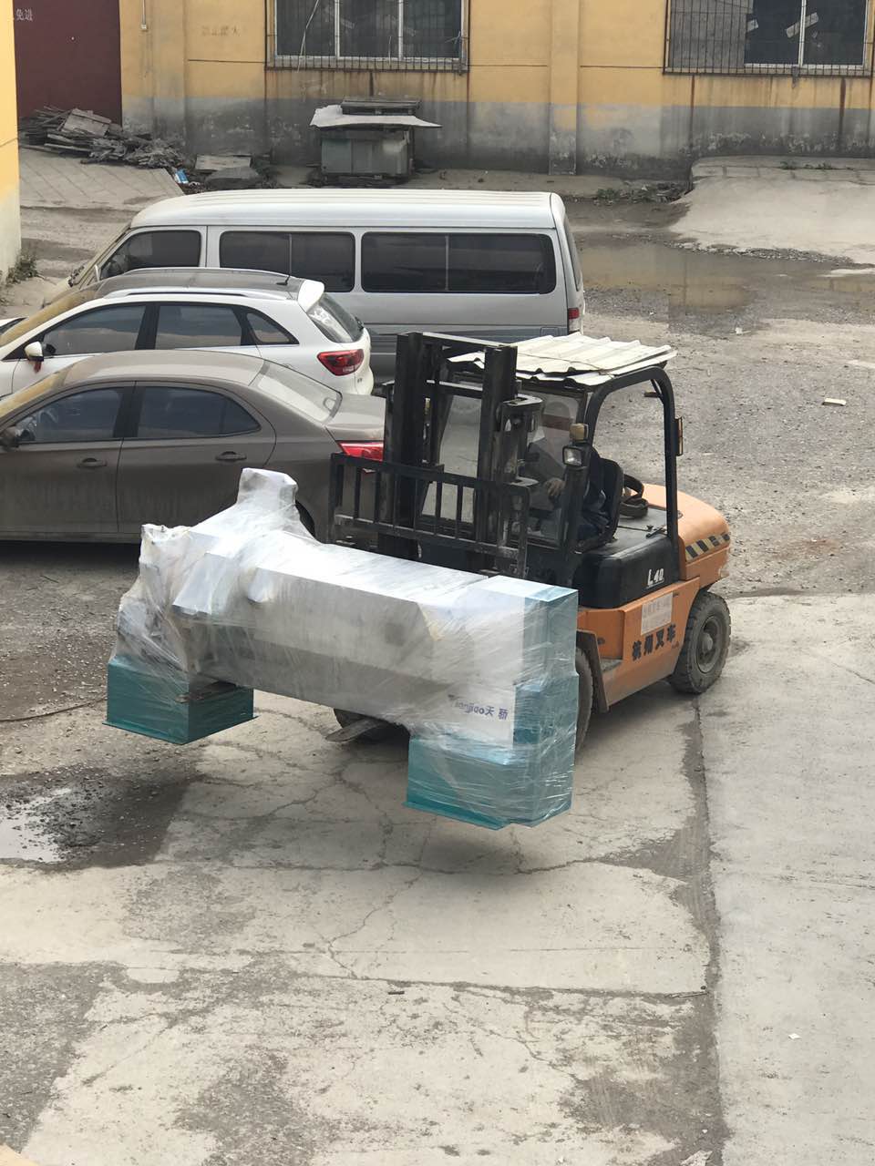 數(shù)控木工車準備發(fā)貨
