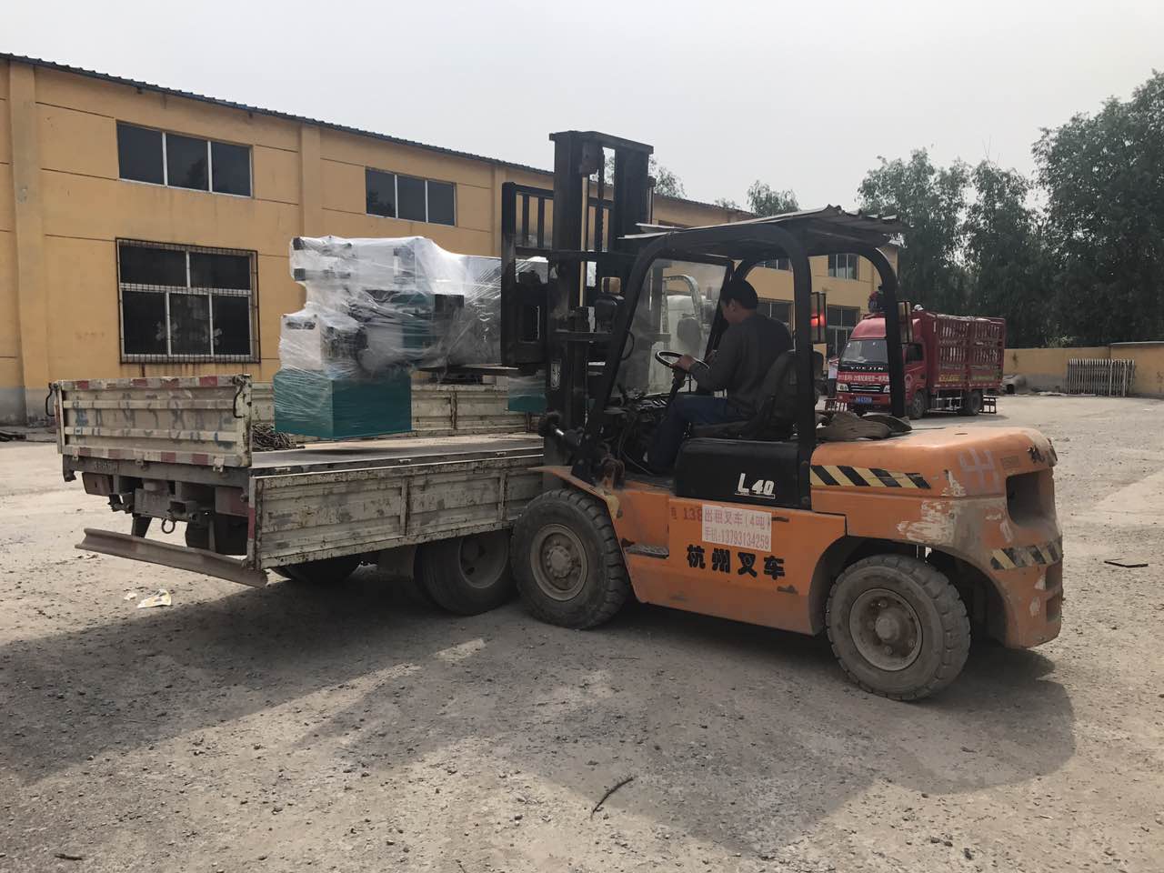 數(shù)控木工車床發(fā)貨